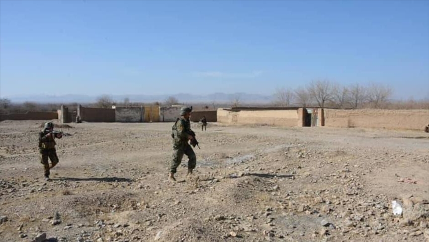 دست‌کم 10 نظامی افغانستان در حمله‌ طالبان کشته شدند