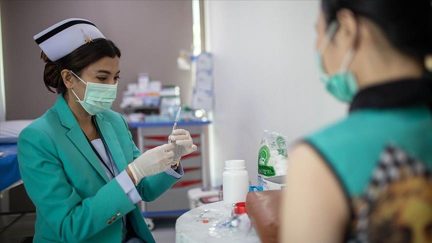 Во светот досега употребени над 904 милиони дози од вакцините против Ковид-19