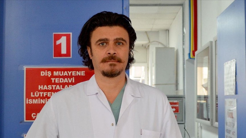 Ağız sağlığı kötü olan kişilerin Kovid-19'u daha şiddetli geçirdiği saptandı