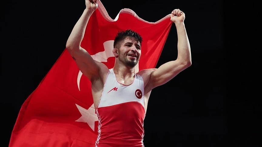 Turkish wrestler Atli wins gold at European championships