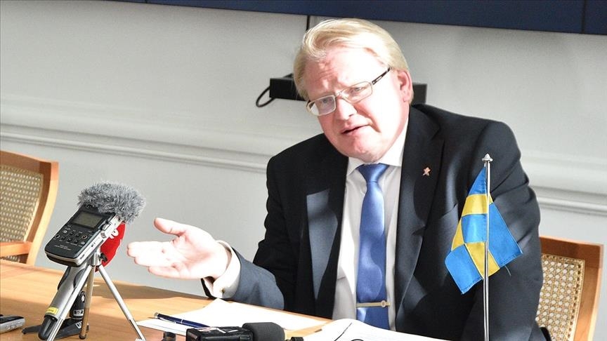 وزير دفاع السويد يعلن استعداد بلاده لدعم تنظيم إرهابي في سوريا