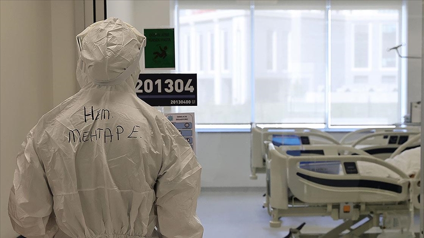 Türkiye'nin koronavirüsle mücadelesinde son 24 saatte yaşananlar