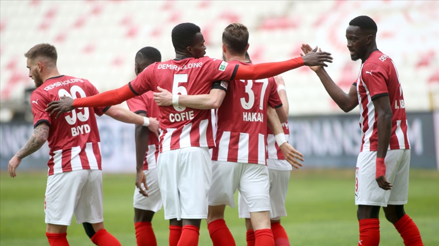 Sivasspor'un yenilmezlik serisi 13 maça çıktı