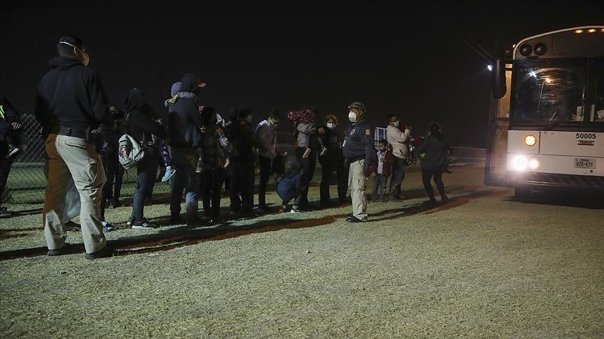 Arizona enviará a la Guardia Nacional a la frontera con México para detener la afluencia de migrantes