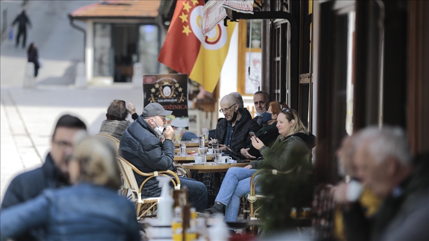 Ublažene epidemiološke mjere: U Sarajevu omogućen rad kafića i restorana u zatvorenom