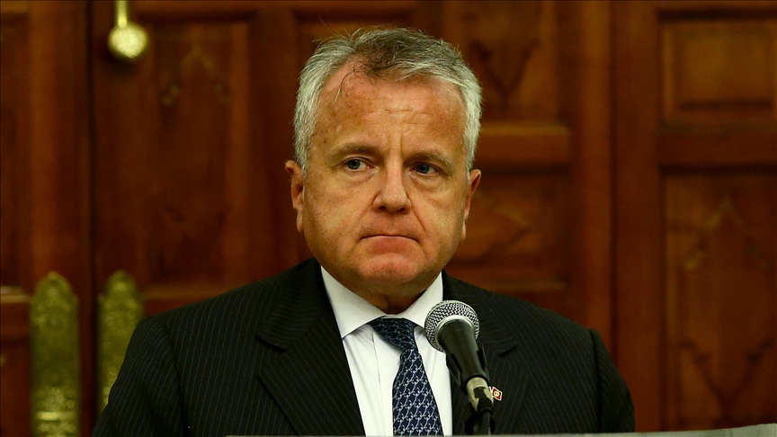 US envoy leaves Russia amid rising tensions