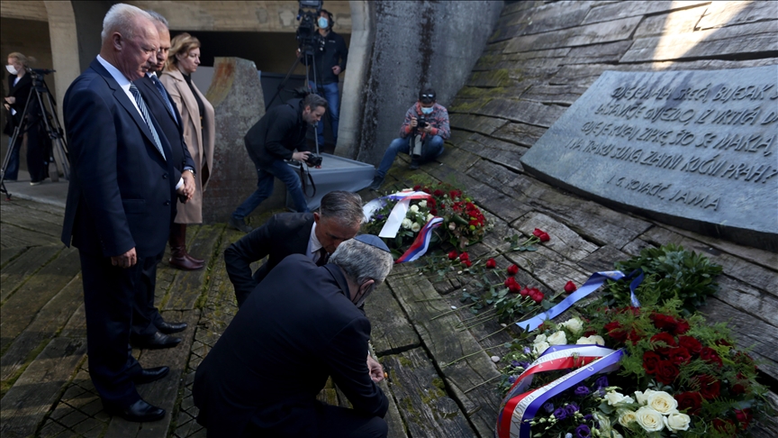 Jasenovac: Predstavnici žrtava traže uklanjanje ustaškog znakovlja iz javnog života Hrvatske