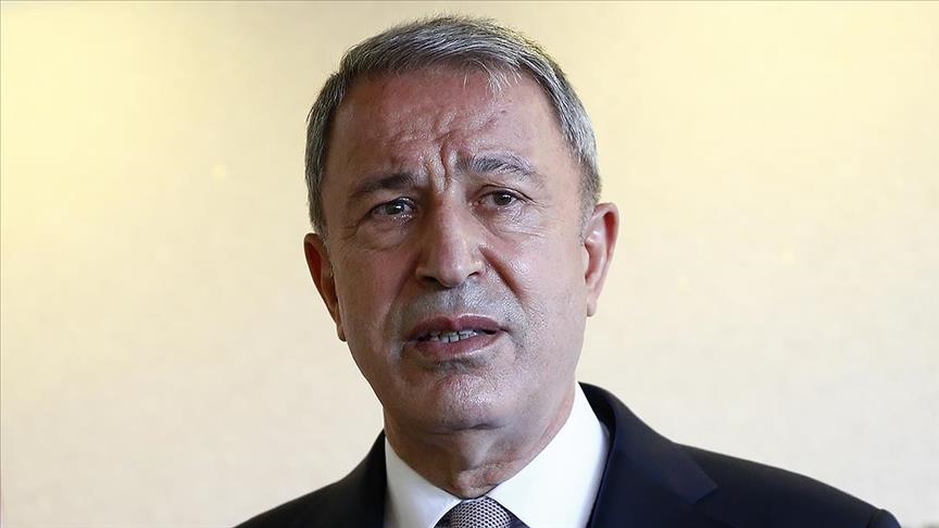 Turkish defense chief pens article on Armenian issue