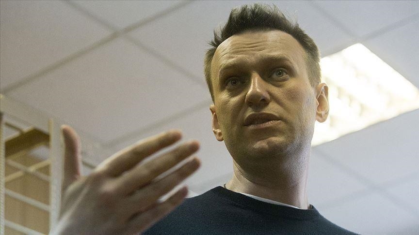 Russian opposition figure Navalny ends hunger strike