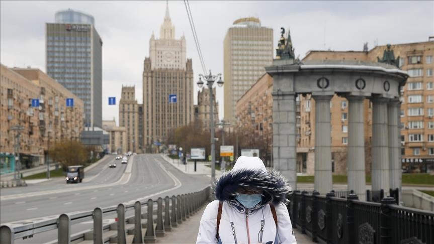 Amid virus surge, Russia announces 10 days of no work