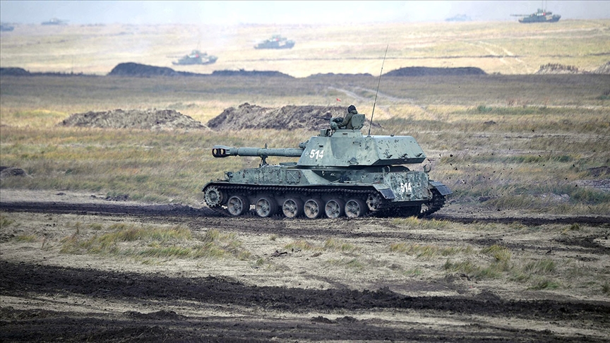 Rusya, Kırım’da tatbikat yapan askerlerini geri çekiyor