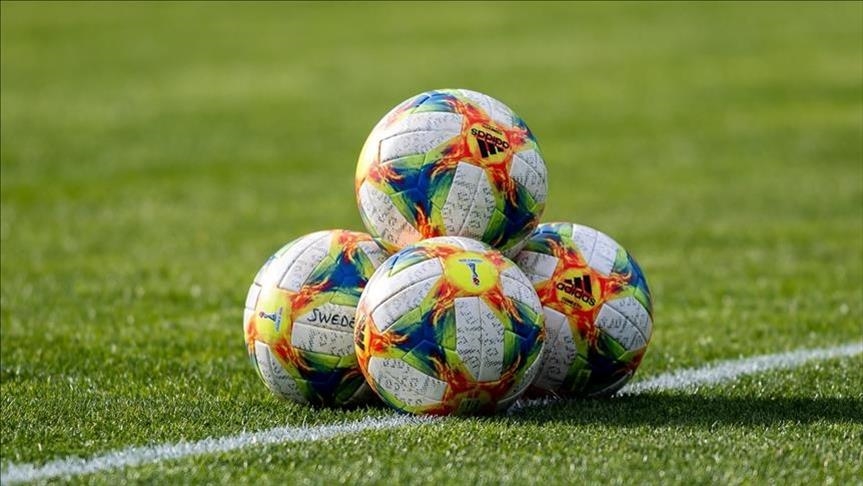 "دوري السوبر" ينهار ويُسقط معه مشروع "أمركة" الكرة الأوروبية (تقرير) دوري السوبر، ريال مدريد، برشلونة، أتلتيكو مدريد، مانشيستير سيتي، ليفربول، تشيلسي، مانشيستير يونايتيد، وأرسنال، وتوتنهام، ميلان، إنتر، حربوشة_نيوز