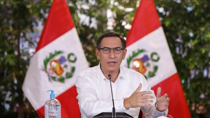 Expresidente de Perú Martín Vizcarra da positivo para COVID-19 y presenta síntomas