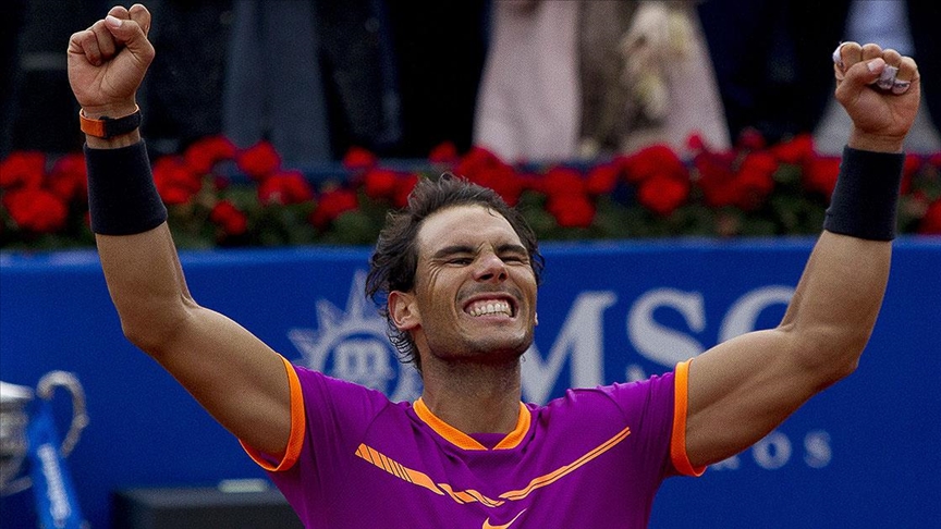 Rafael Nadal, Barcelona Açık'ta kupaya uzandı