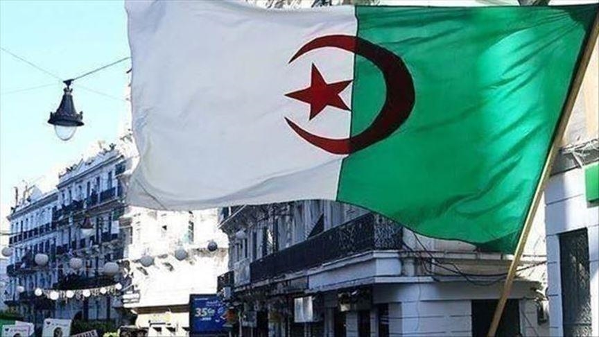 Algérie: Démantèlement d’un mouvement séparatiste soutenu de l’étranger projetant des attentats