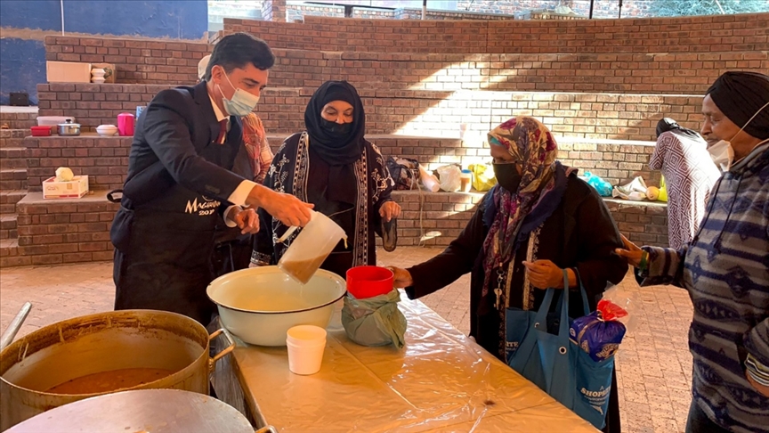 İnsana Değer Veren Dernekler Federasyonu, Güney Afrika'da iftar organizasyonu düzenledi