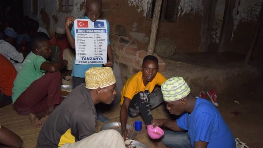 Önce İnsan Derneğinden Türkiye, Suriye ve Afrika'da ihtiyaç sahiplerine gıda yardımı