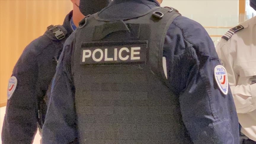 France arrests 7 ex-members of far-left Italian groups