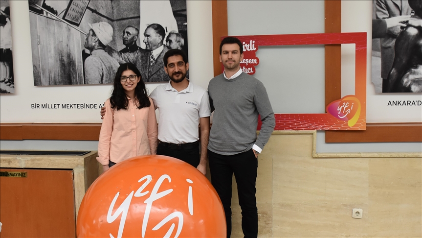 Genc Girisimcilerin Gelistirdigi Sanal Gerceklik Gozluguyle Evde Bile Goz Muayenesi Yapilabilecek