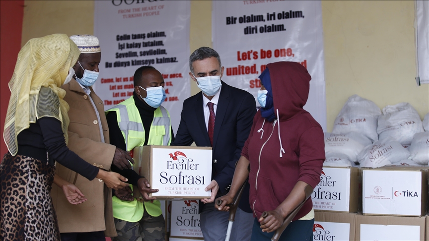 Ethiopia: Turkish charity gives food aid to needy people