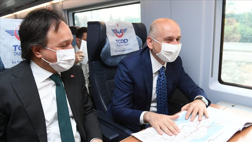 Bakan Karaismailoğlu, bugün Konya-Karaman YHT Hattı'nın test sürüşünü gerçekleştirecek