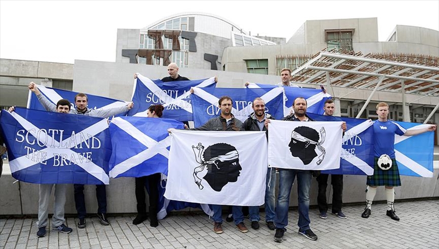 Figuras culturales le piden a la Unión Europea que acoja a una Escocia independiente