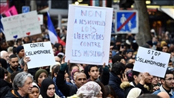 Institución pública francesa ataca a la Agencia Anadolu por informar sobre las políticas discriminatorias de Macron