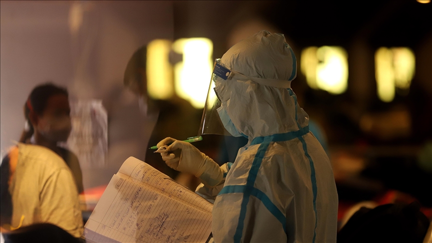 Shortages hinder India's drive to vaccinate over-18s