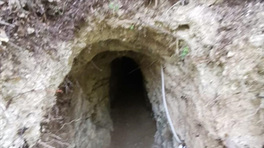 Turkish forces detect tunnel dug from Syria