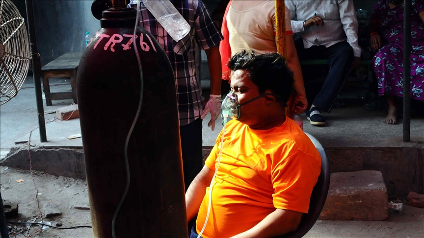 Expertos critican programa de India contra la COVID-19 que planea vacunar a todos los mayores de 18 años