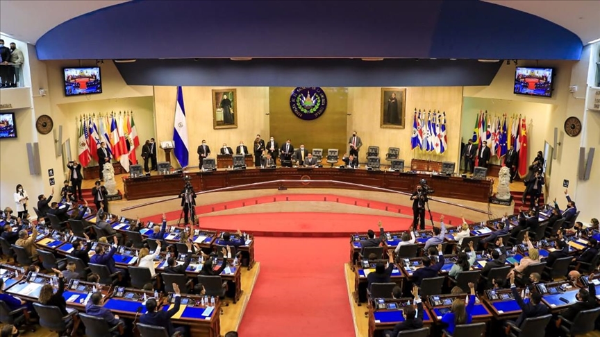 Toma posesión la nueva Asamblea Legislativa de El Salvador, de mayoría oficialista
