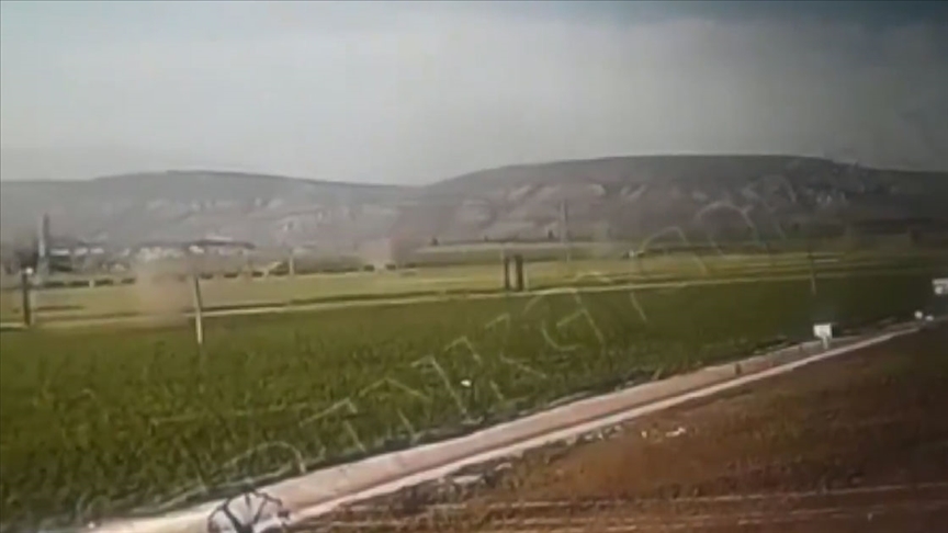 Afrin'de PKK/YPG'li teröristler tarafından atılan roketlerle 2 kişi yaralandı, 1 çocuk hayatını kaybetti