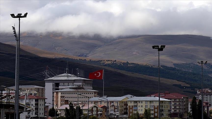 Li 4 bajarên Rojhilatê Anadoluyê barana gur tê payîn