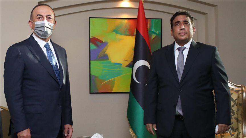 Cavusoglu s'est entretenu avec le chef du Conseil présidentiel libyen, Mohammed al-Menfi 