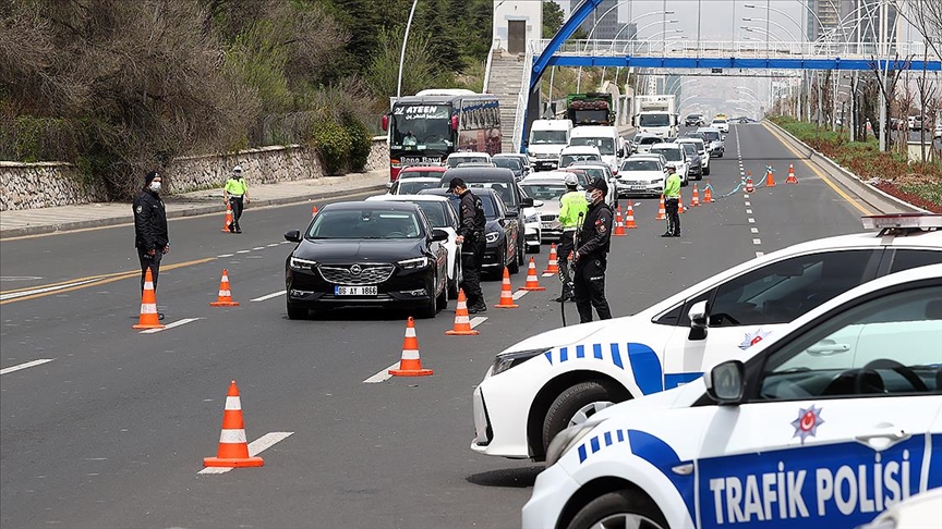 Ankara'da tam kapanmada istisna kapsamındakilere sıkı denetim uygulanıyor
