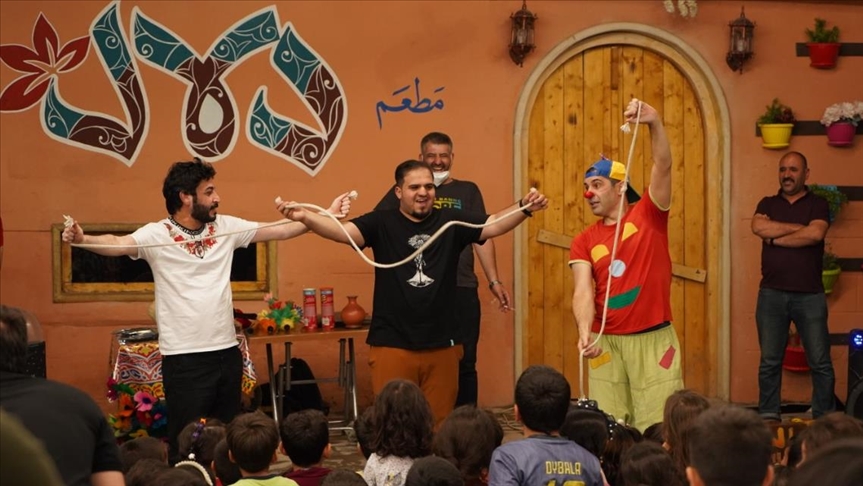 مووسڵ.. نمایشی ھونەرمەندێکی ئیتاڵی بۆ دڵخۆشکردنی منداڵان
