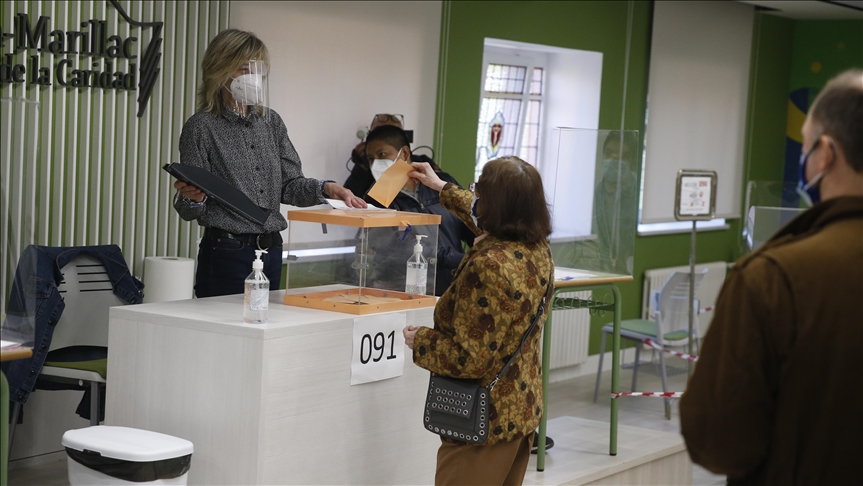 Madrid voters go to polls after bitter campaign