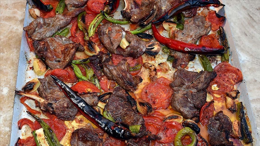 'Keskin tava'sı Kırıkkale'de iftar sofralarına lezzet katıyor