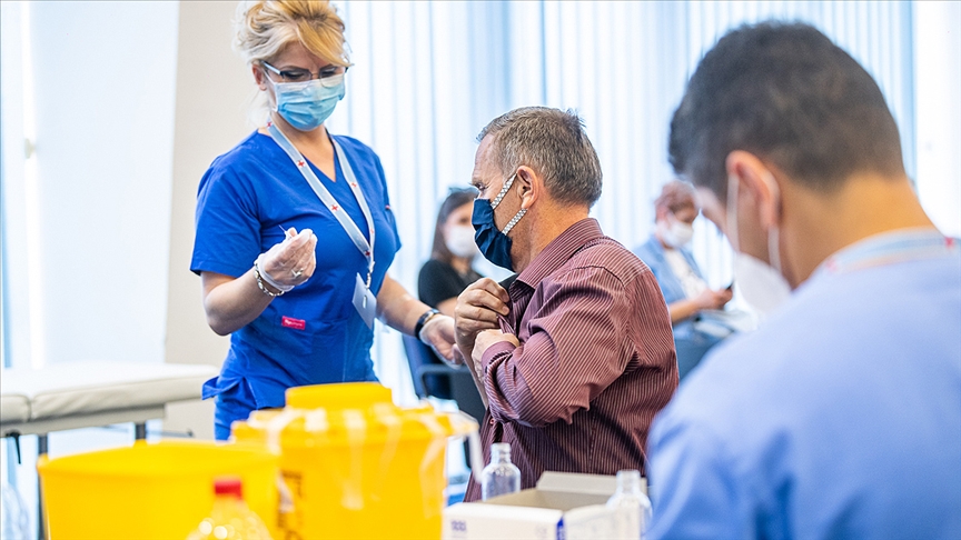 Dünya genelinde 1,16 milyardan fazla doz Kovid-19 aşısı yapıldı