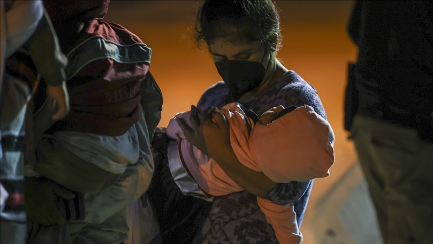 EEUU comienza a reunir a familias migrantes que fueron separadas durante la administración Trump