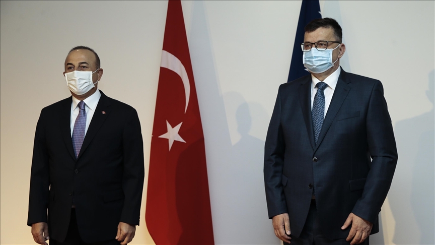 Bosnie-Herzégovine: Cavusoglu rencontre le président du Conseil des ministres, Tegeltija