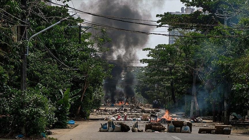 В столкновениях с этническими группировками в Мьянме убиты 8 военных