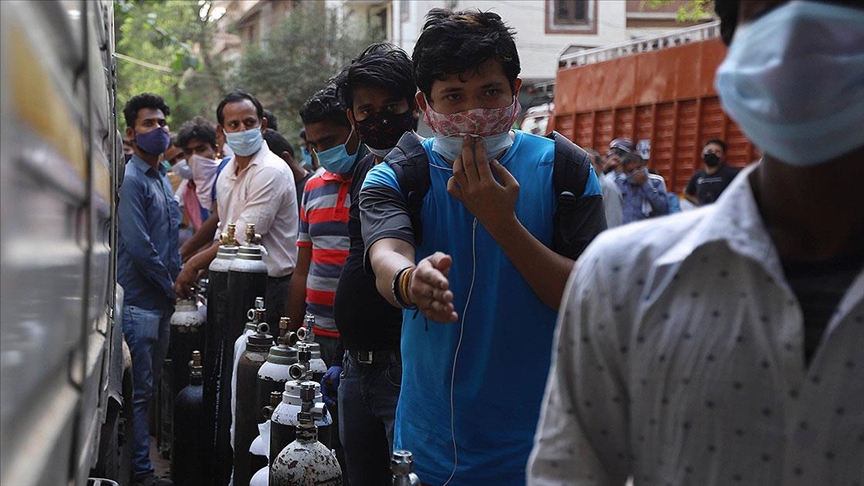 Dünya genelinde Kovid-19 vaka sayısı 155 milyonu geçti