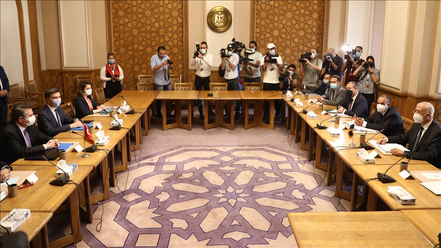 الخارجية المصرية تعلن بدء اللقاء مع الوفد التركي في القاهرة