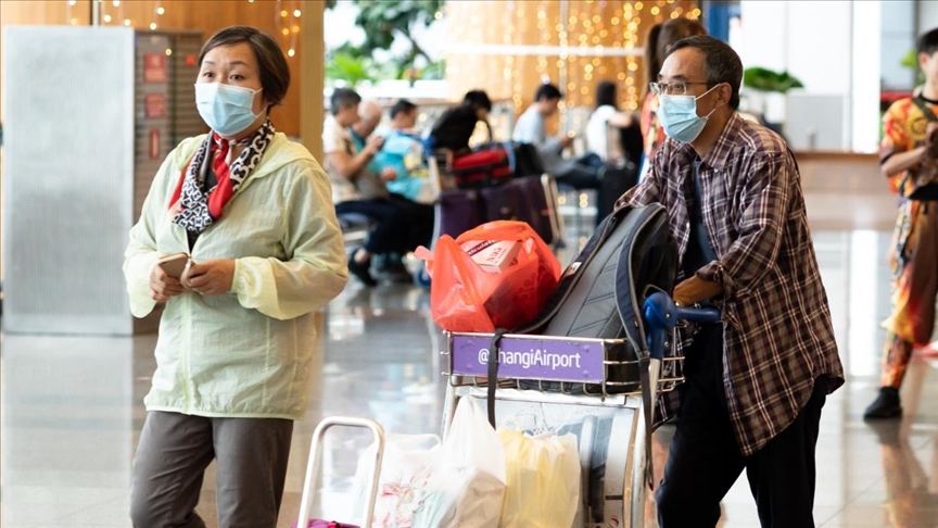 Singapur anuncia cuarentena de 21 días para visitantes extranjeros
