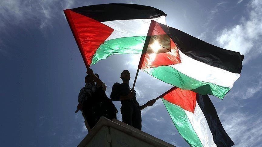 المشهد الفلسطيني بعد قرار تأجيل الانتخابات (مقال)
