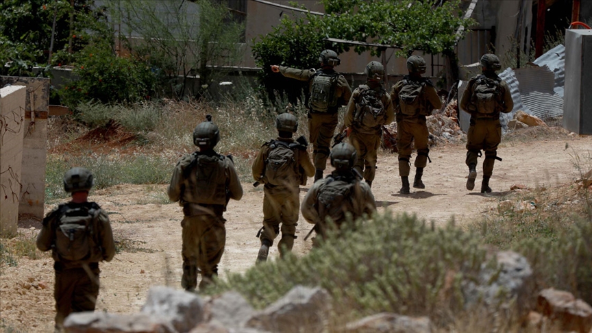 İsrail askerleri işgal altındaki Batı Şeria'da Filistinli bir çocuğu şehit etti