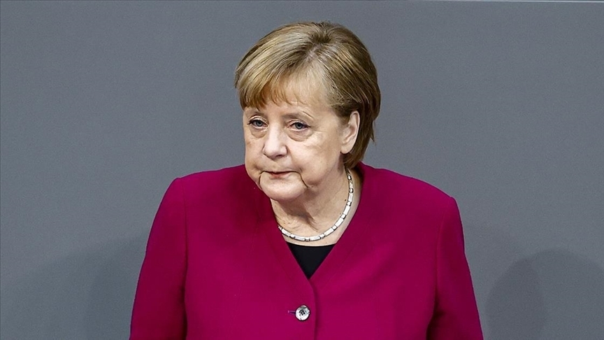 Almanya Başbakanı Merkel: Sanayileşmiş ülkeler salgına rağmen iklim değişikliği ile mücadeleye devam etmeli