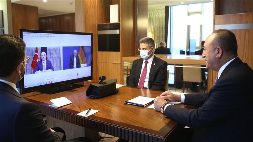 Turkish foreign minister speaks with German interior minister over phone