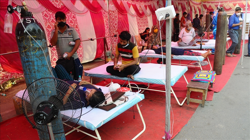 Indija: Registrovan najveći broj preminulih i novozaraženih koronavirusom u danu